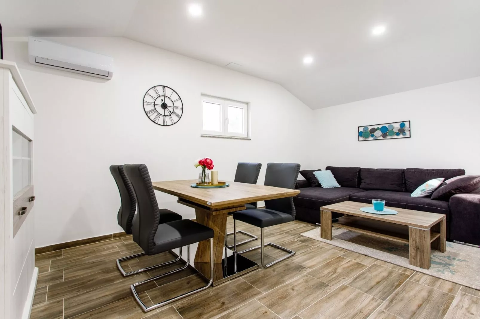 House Torine-Living room