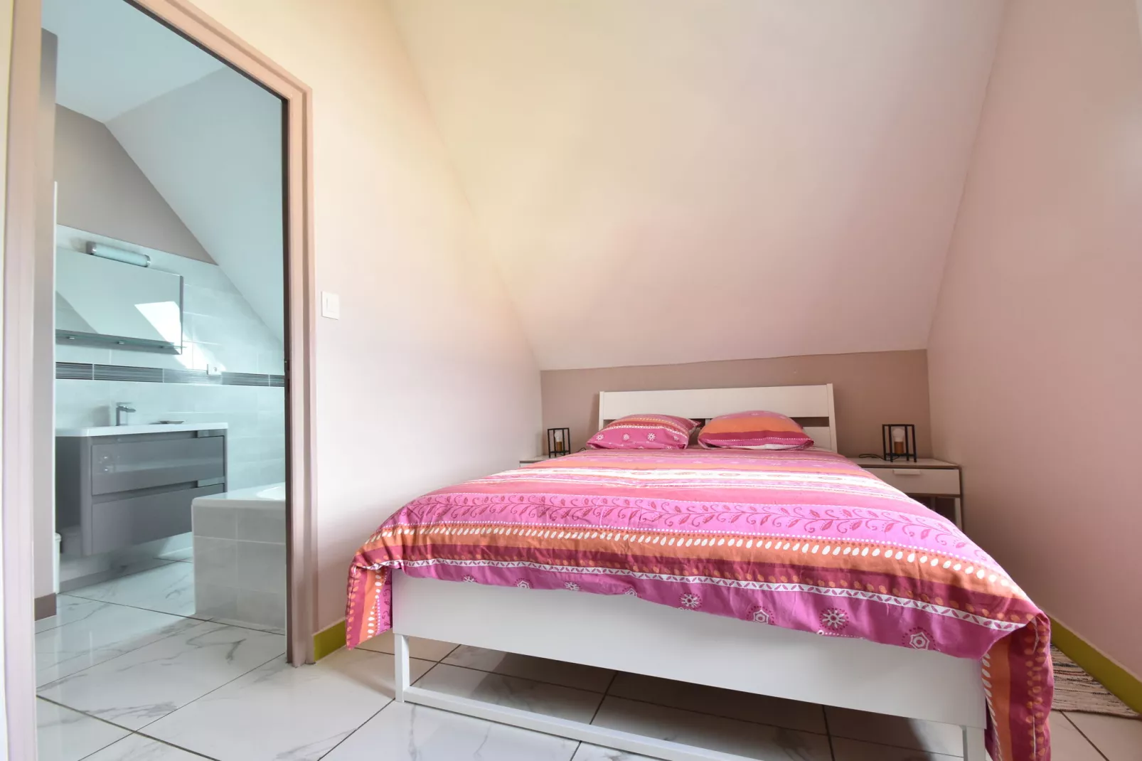 Apt Quineville 4 pers vue mer-Bedroom