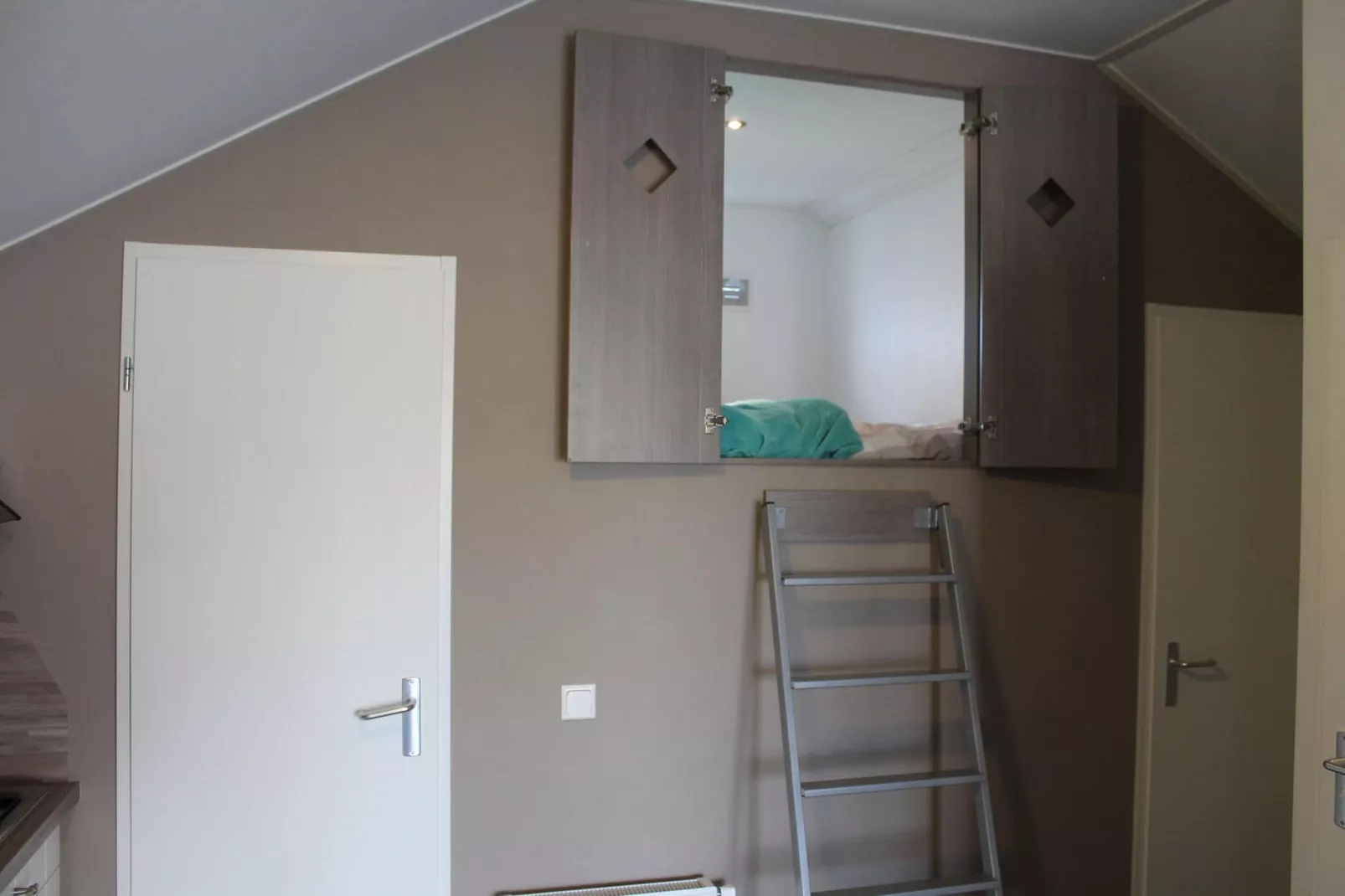 Recreatiepark de Boshoek 7-Bedroom