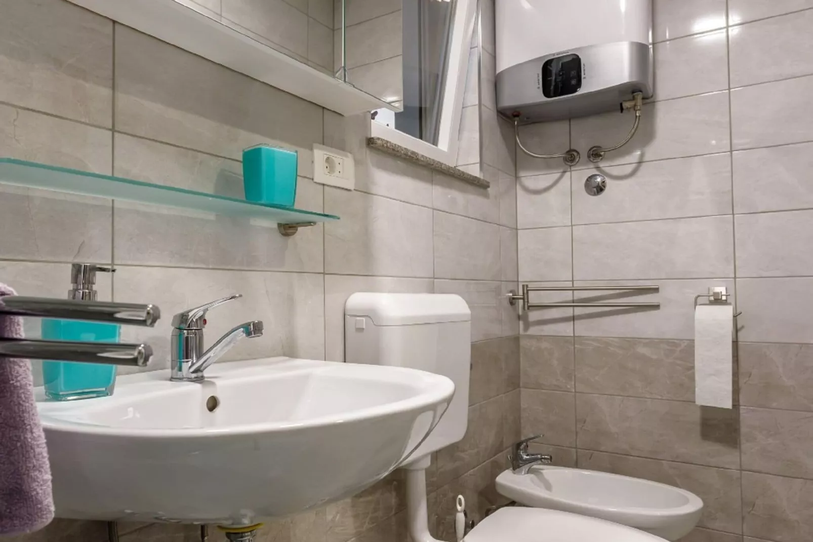 House Torine-Bathroom