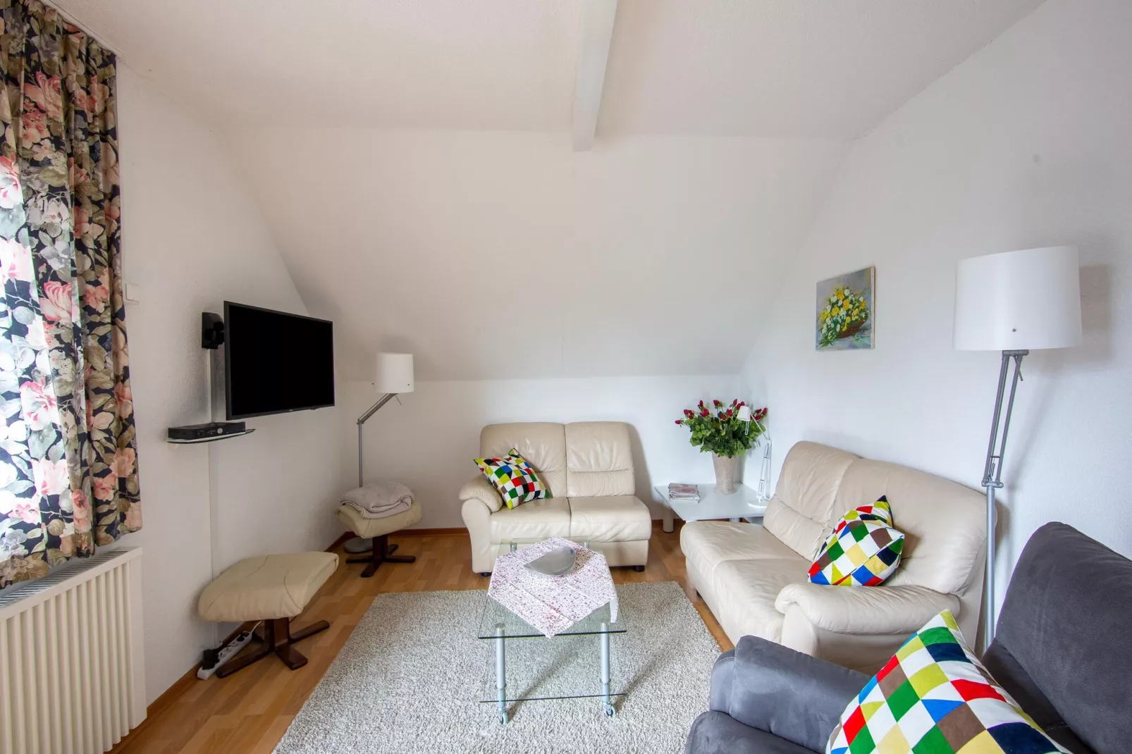 Am Sternberg-Living room