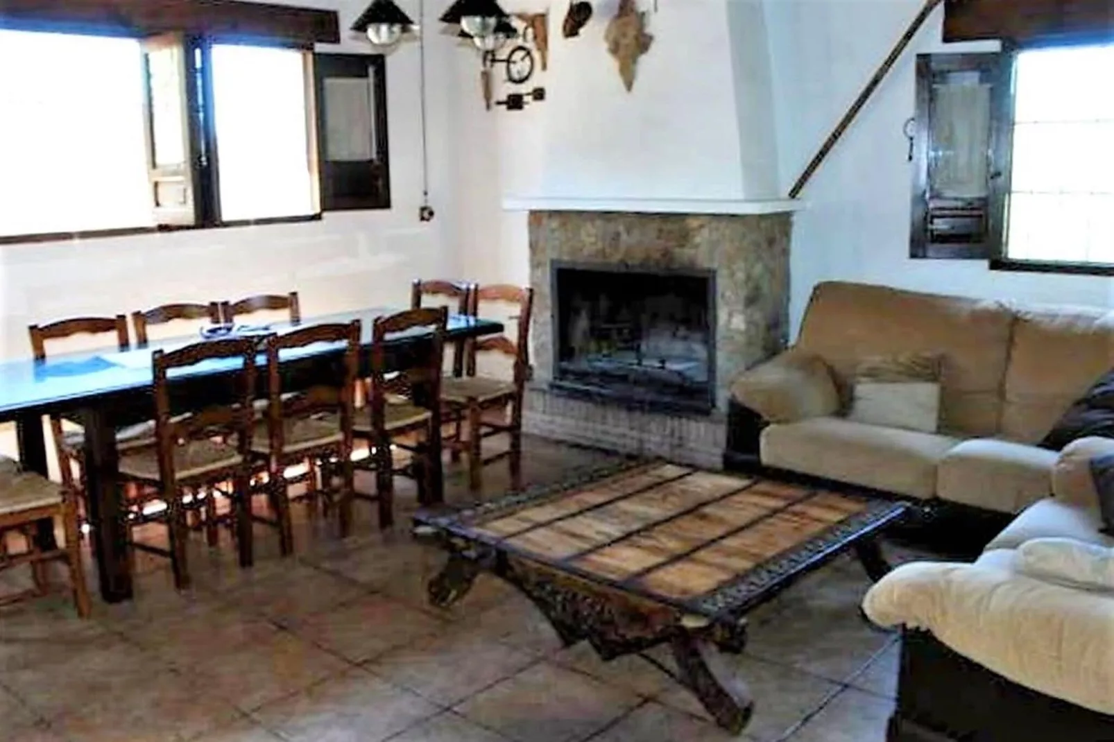 Cortijo completo La Pedriza del Serval-Living room