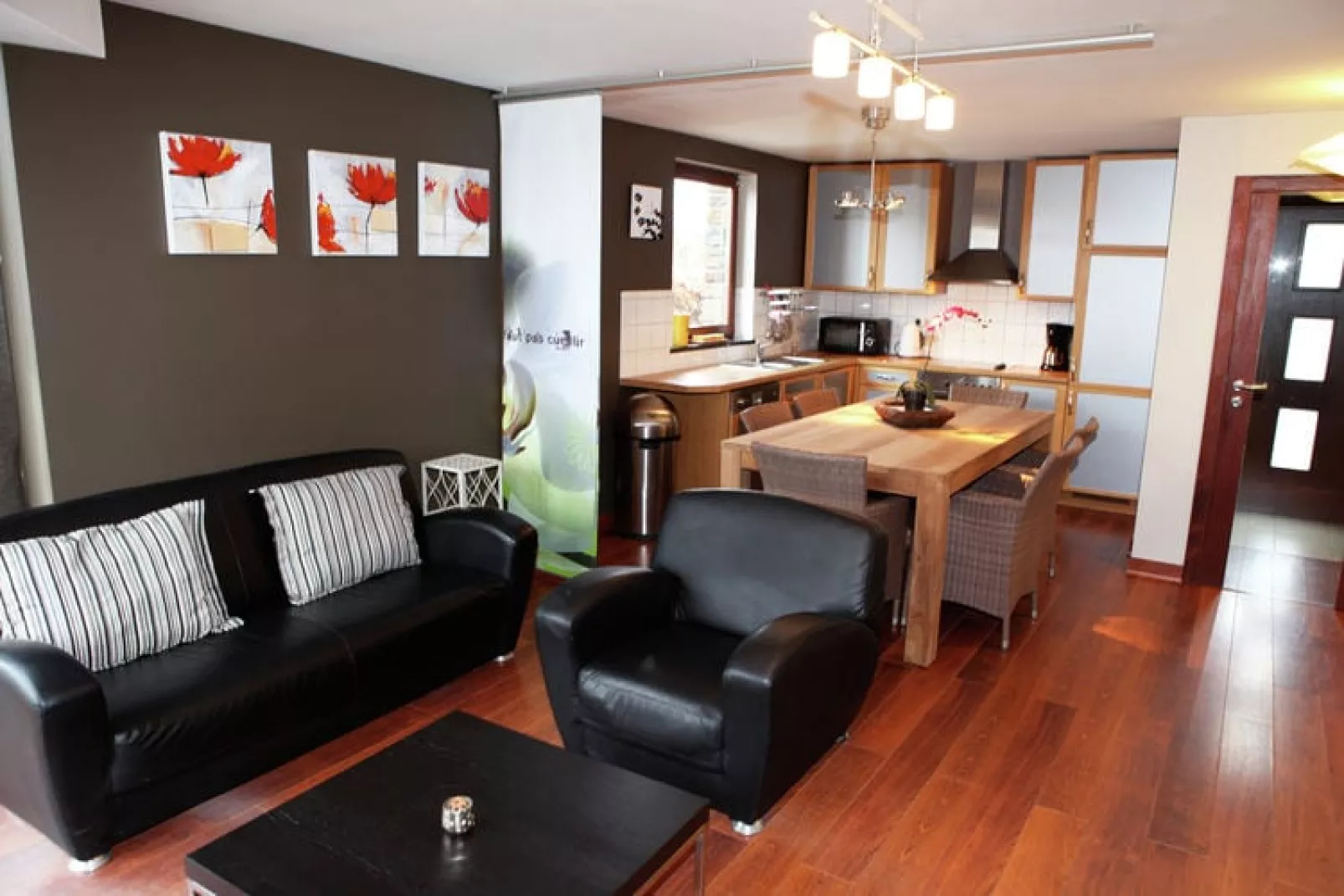 Le Goût du Bonheur-Living room