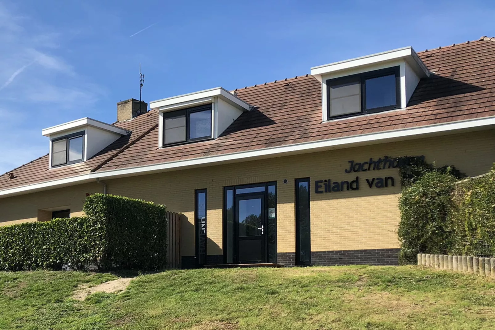 Vakantiepark Eiland van Maurik 5-Exterior summer