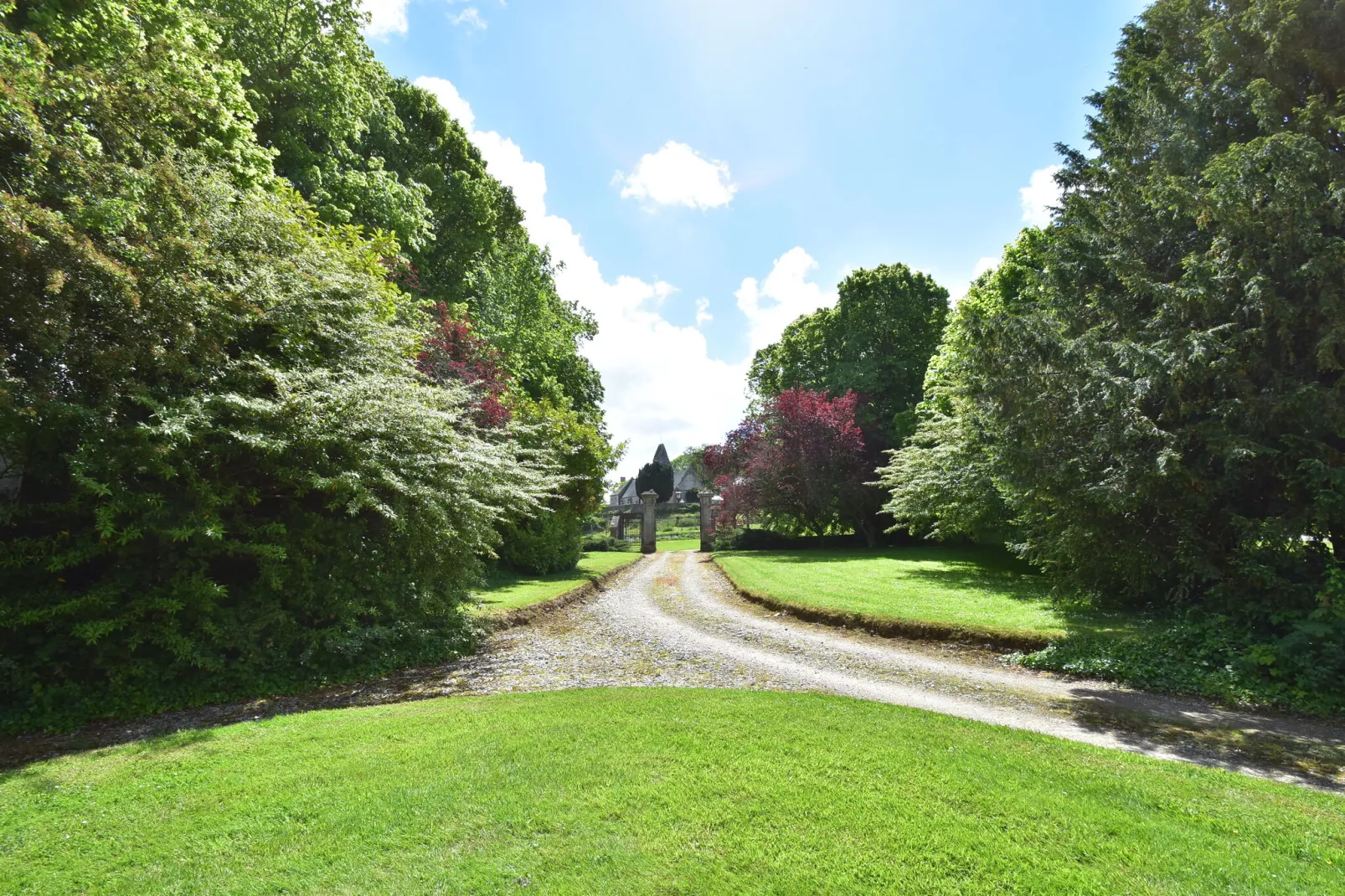 Gite de charme 6 pers/domaine Chateau-Areas summer 1km