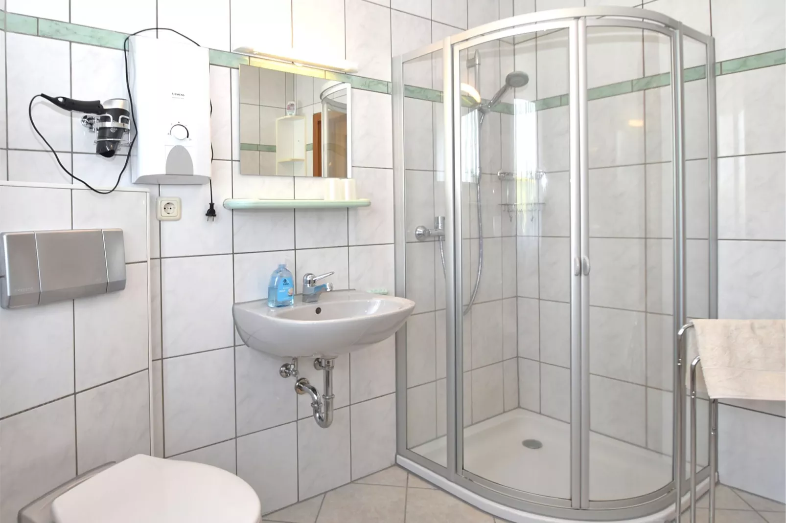 Ferienhaus Rother-Bathroom