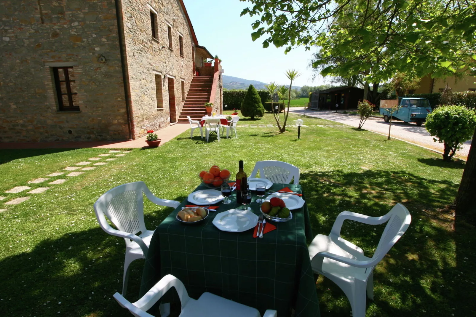 Bilocale su due Piani-Gardens summer