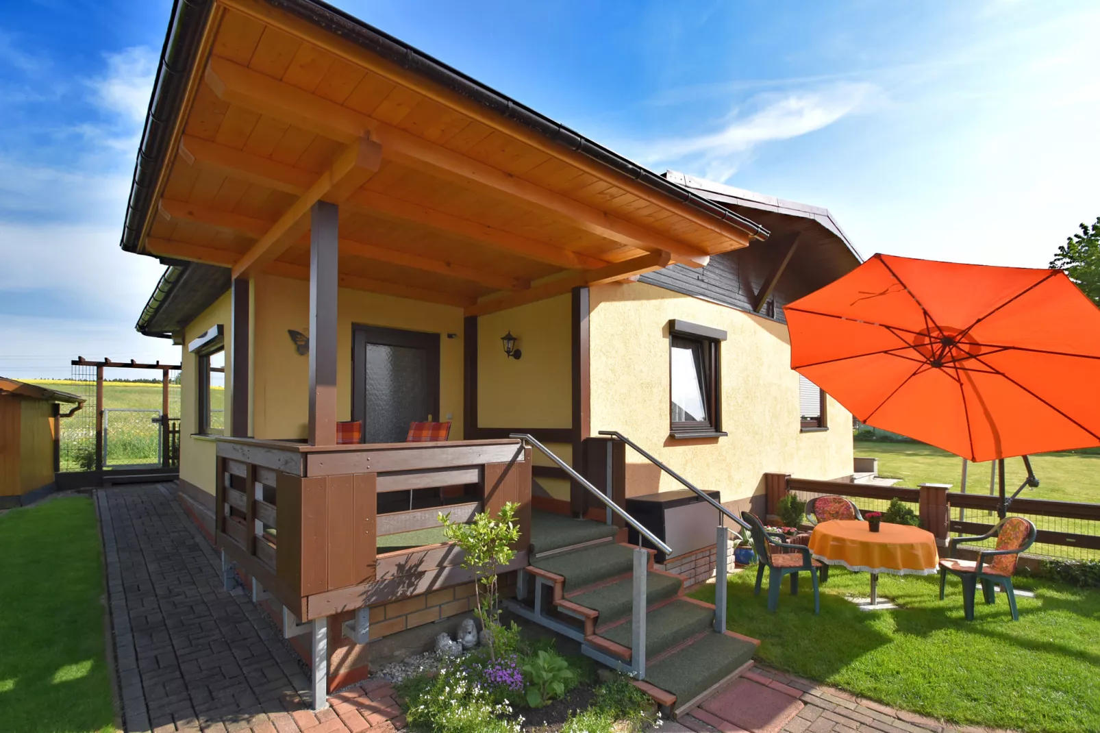Ferienhaus Rother-Gardens summer