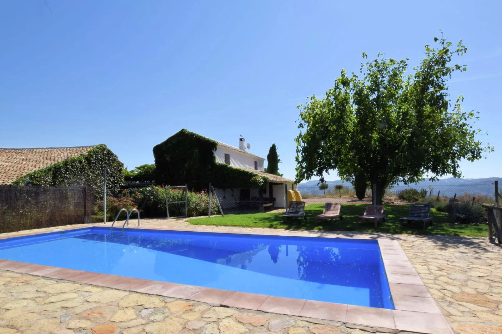 Cortijo El Morron-Exterior summer