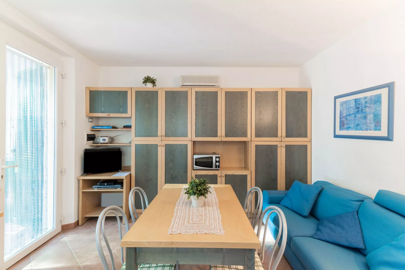 La Rocca Residence-Living room