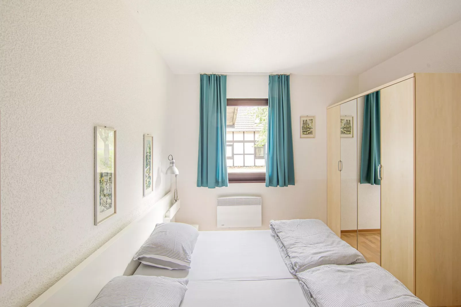 Am Sternberg-Bedroom