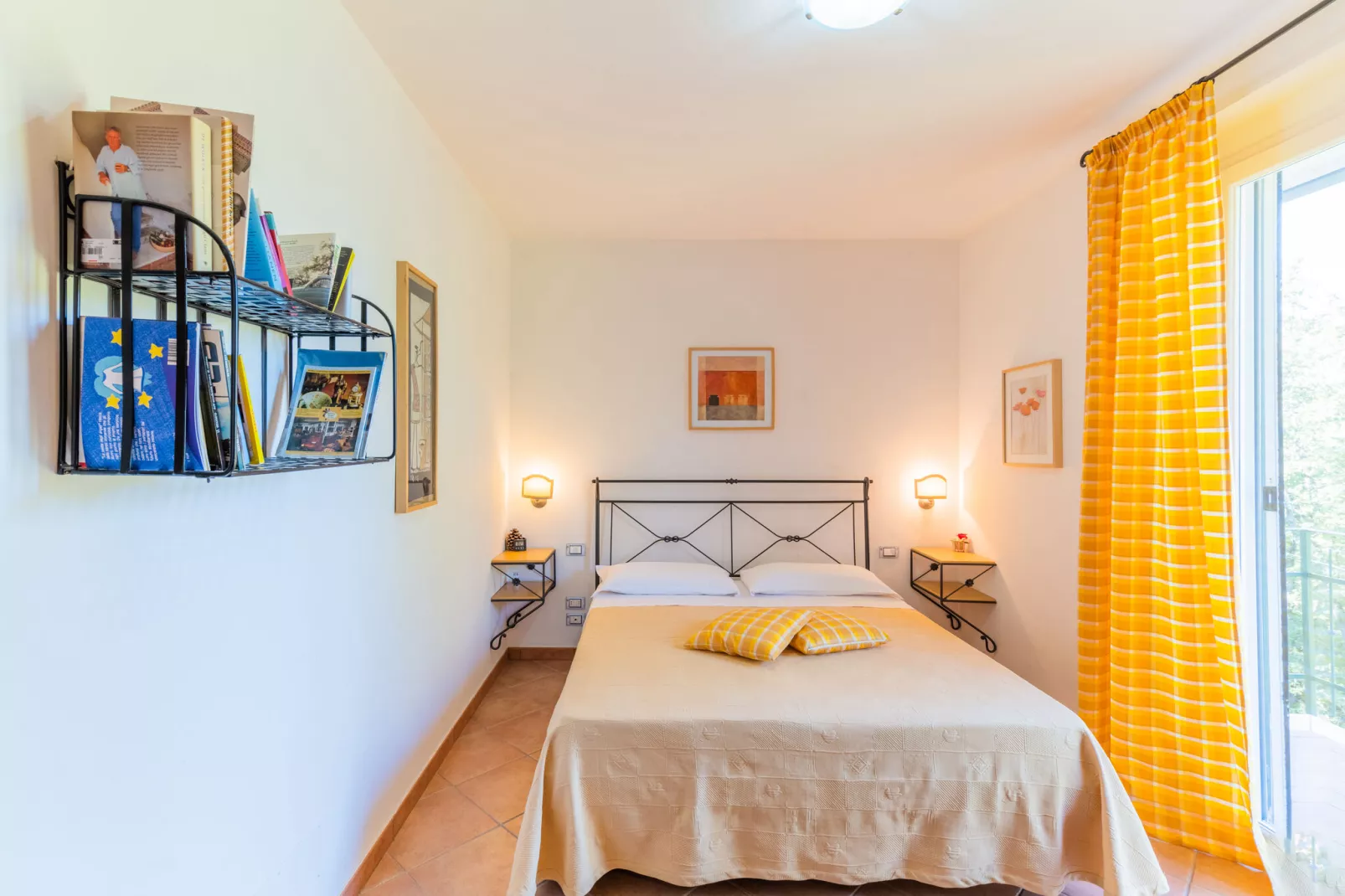 La Rocca Residence-Bedroom