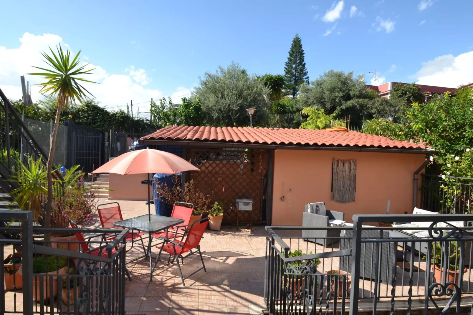 Casa con Terrazza-Außenbereich Sommer