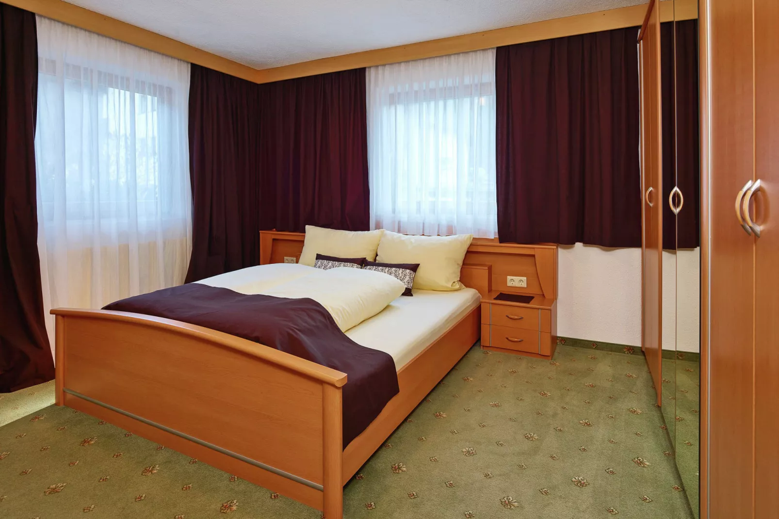 Helga-Bedroom