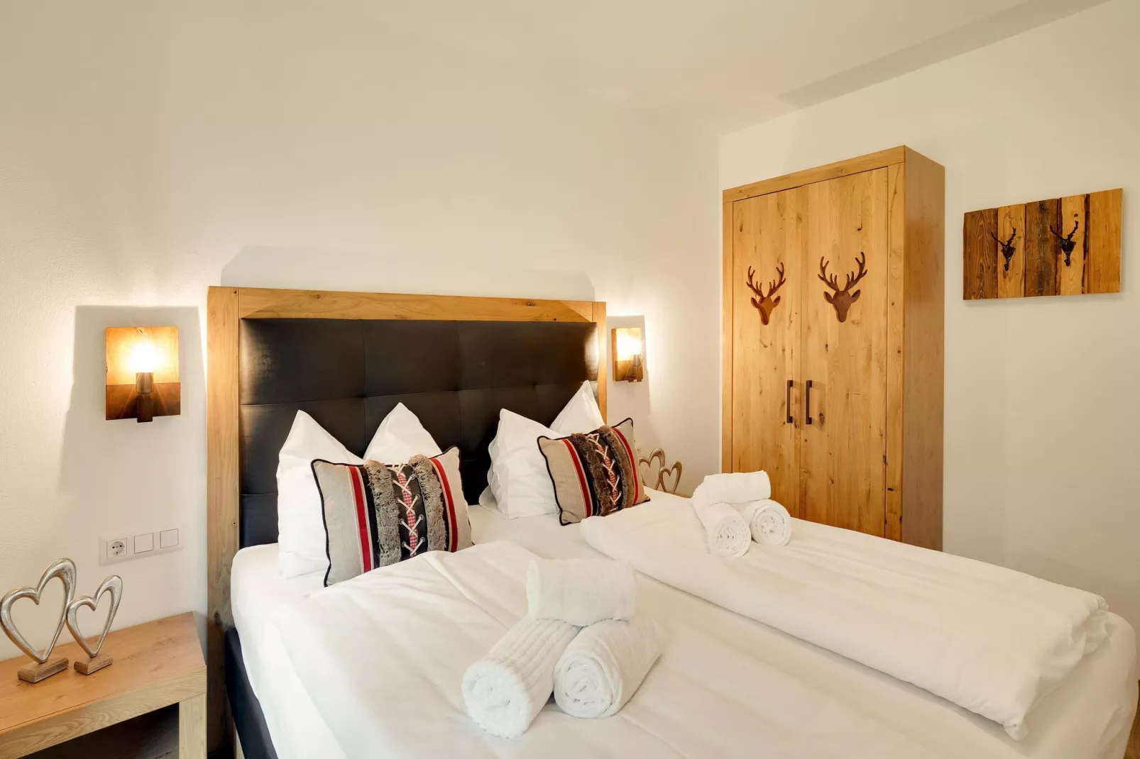 Tauernlodge Krimml 1B-Bedroom