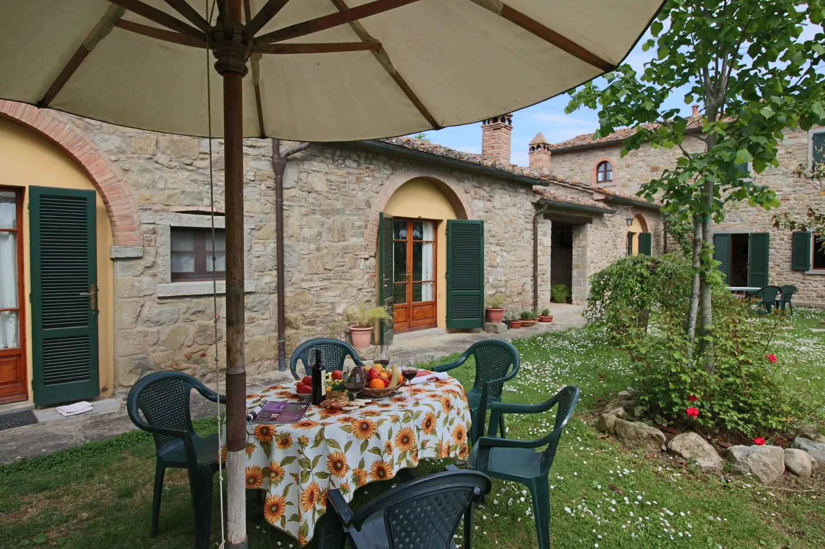 Gli Archi-Exterior summer