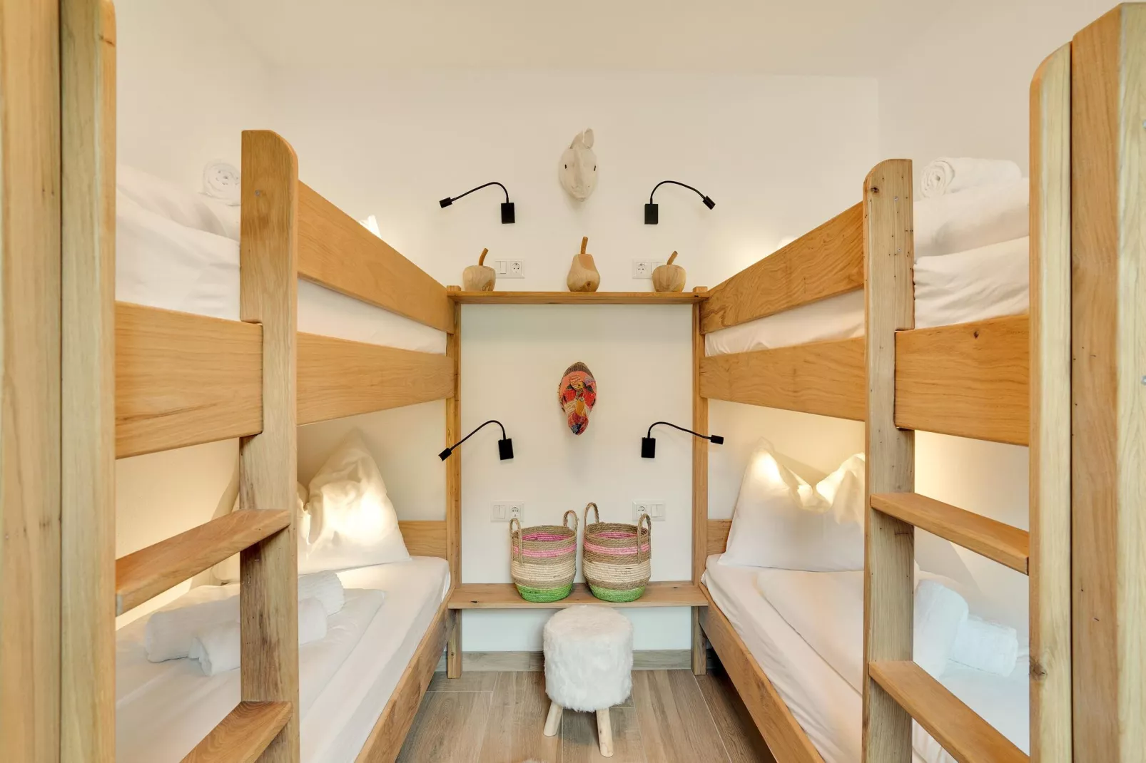 Tauernlodge Krimml 1B-Bedroom