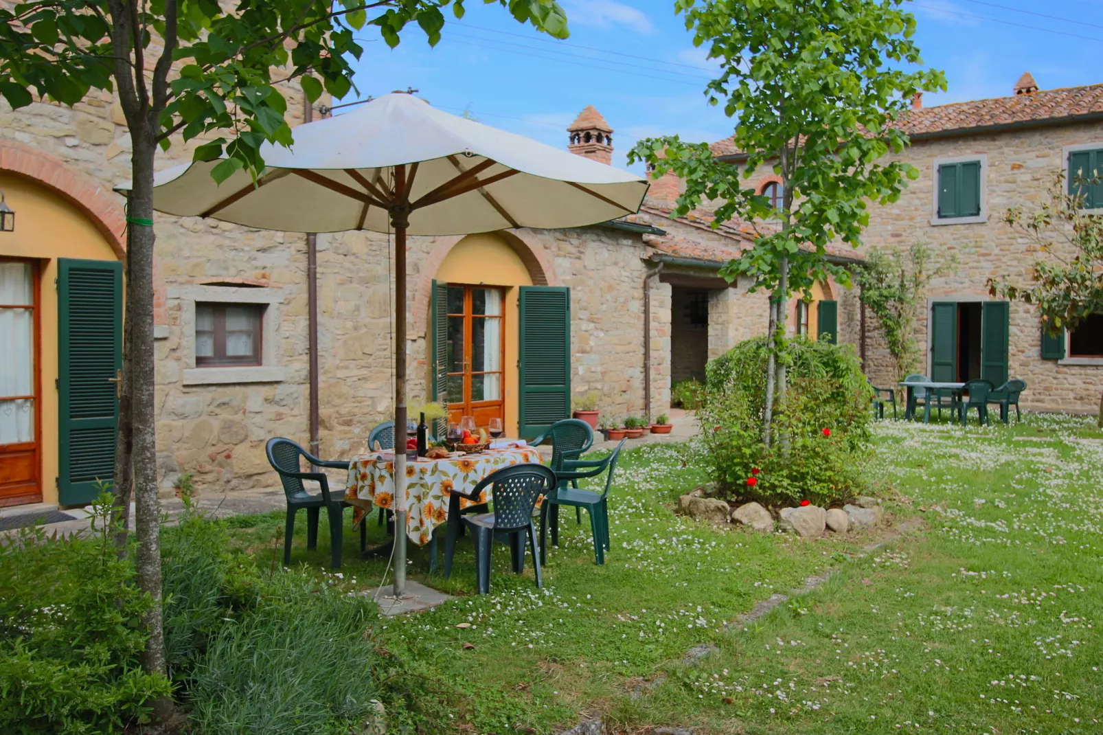 Gli Archi-Exterior summer