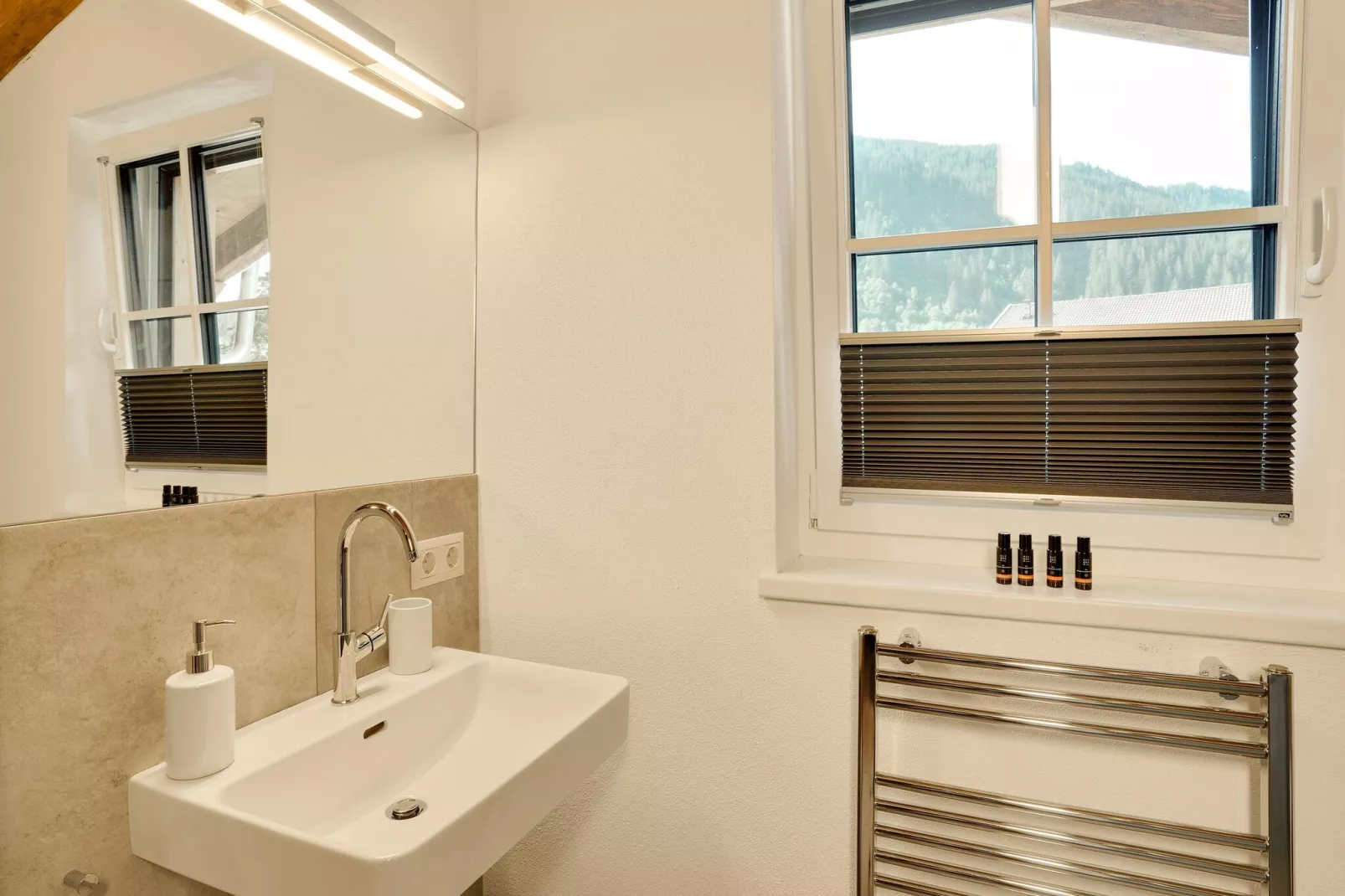 Tauernlodge Krimml 1B-Bathroom
