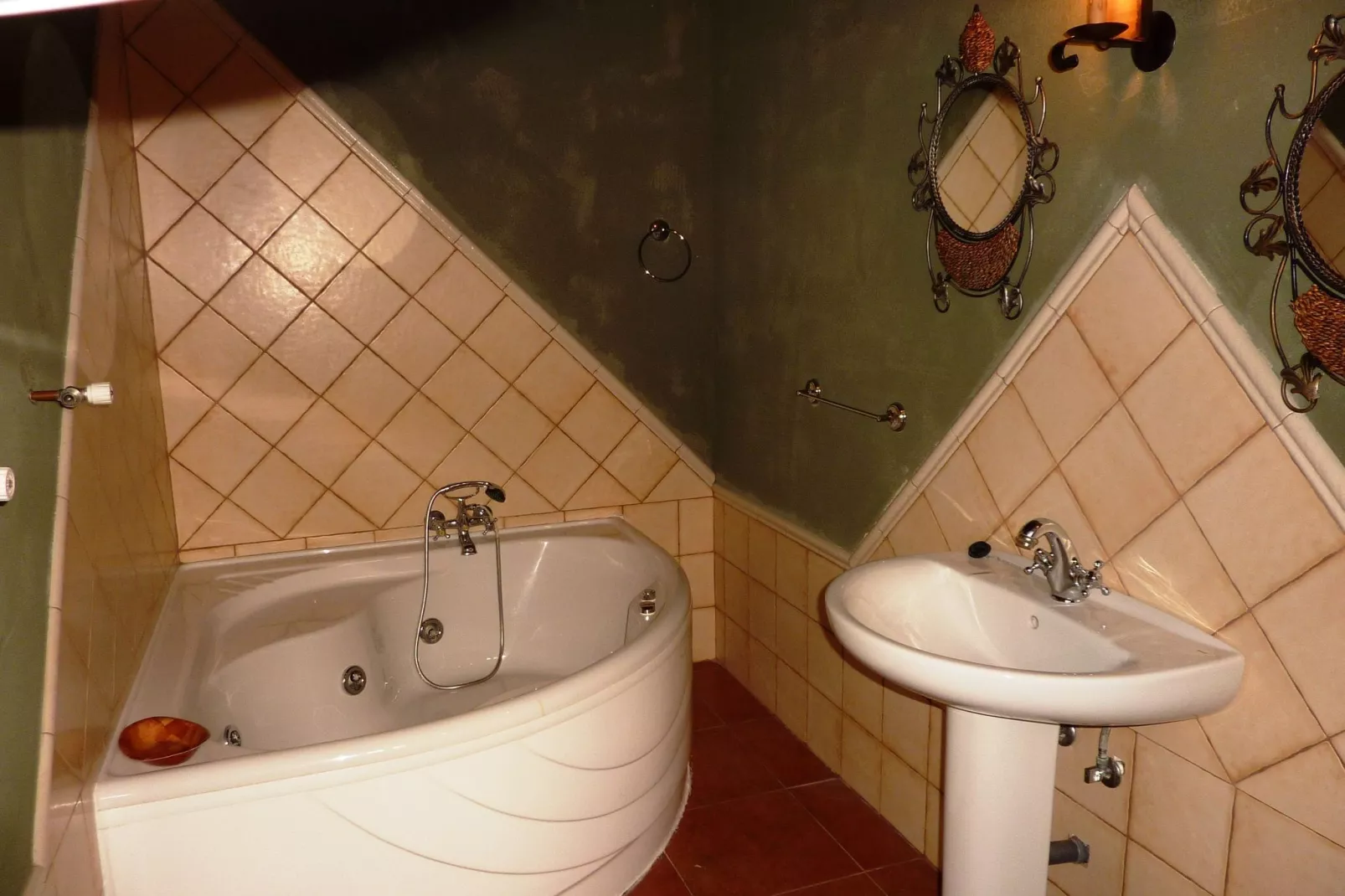 Posada del Silillo-Bathroom