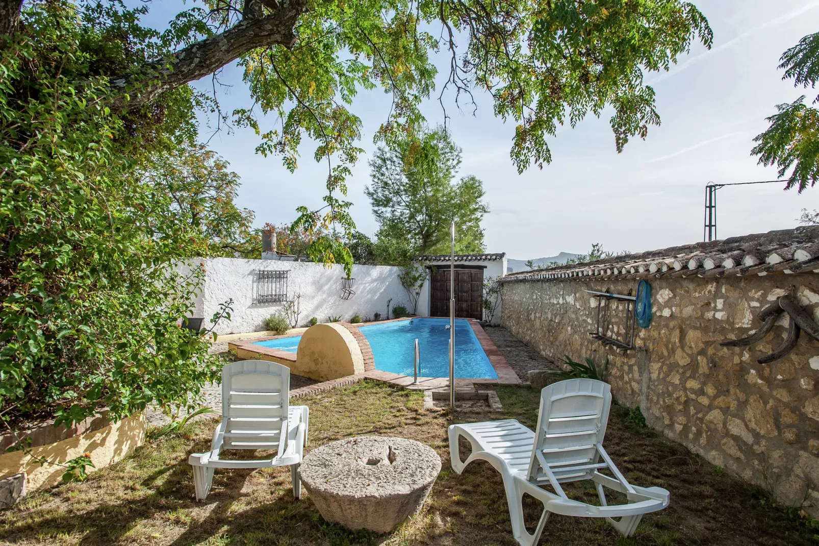 El Molino-Pool