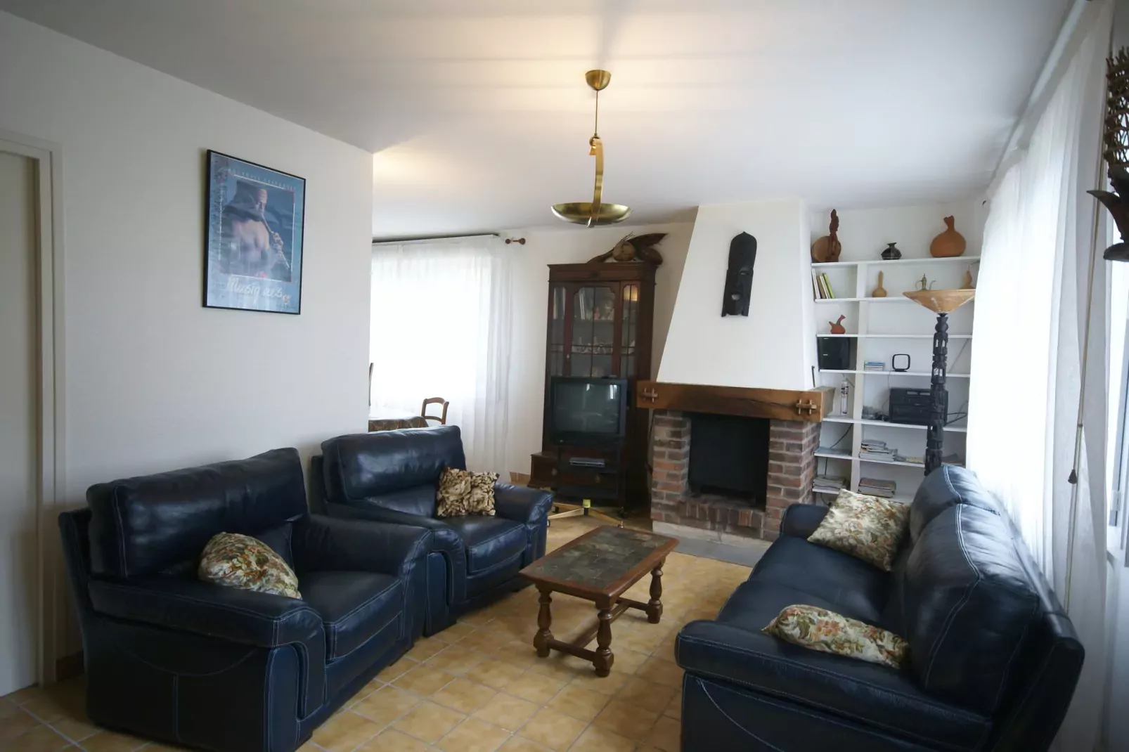 Rayon Vert-Living room