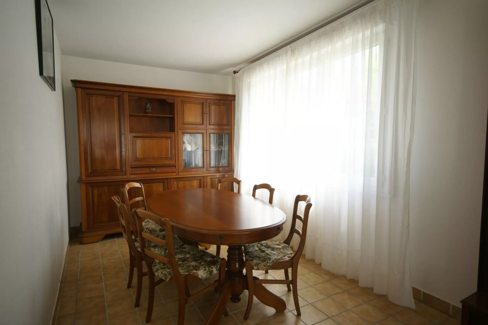 Rayon Vert-Dining room