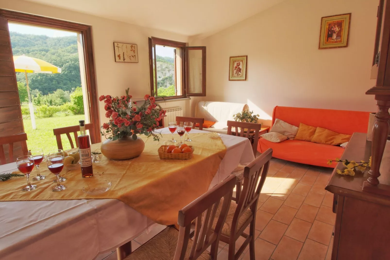 Casa Ginepro-Living room