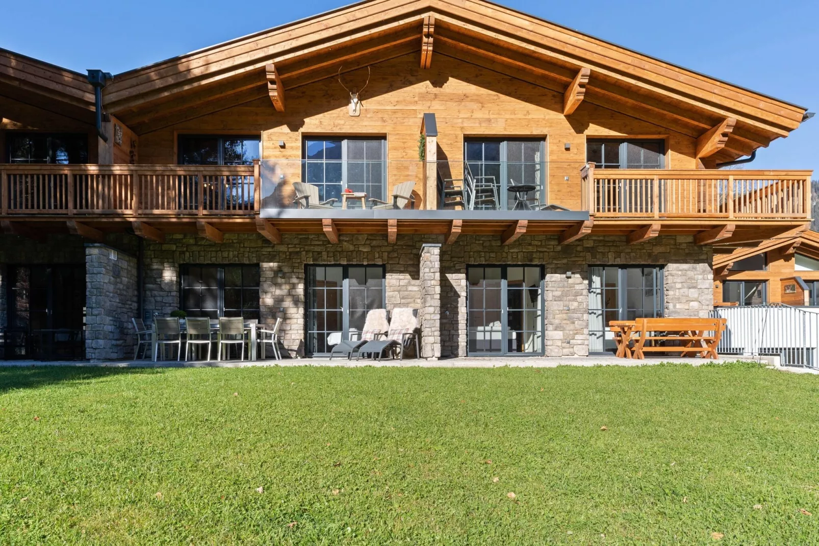 Chalet Eva-Exterior summer