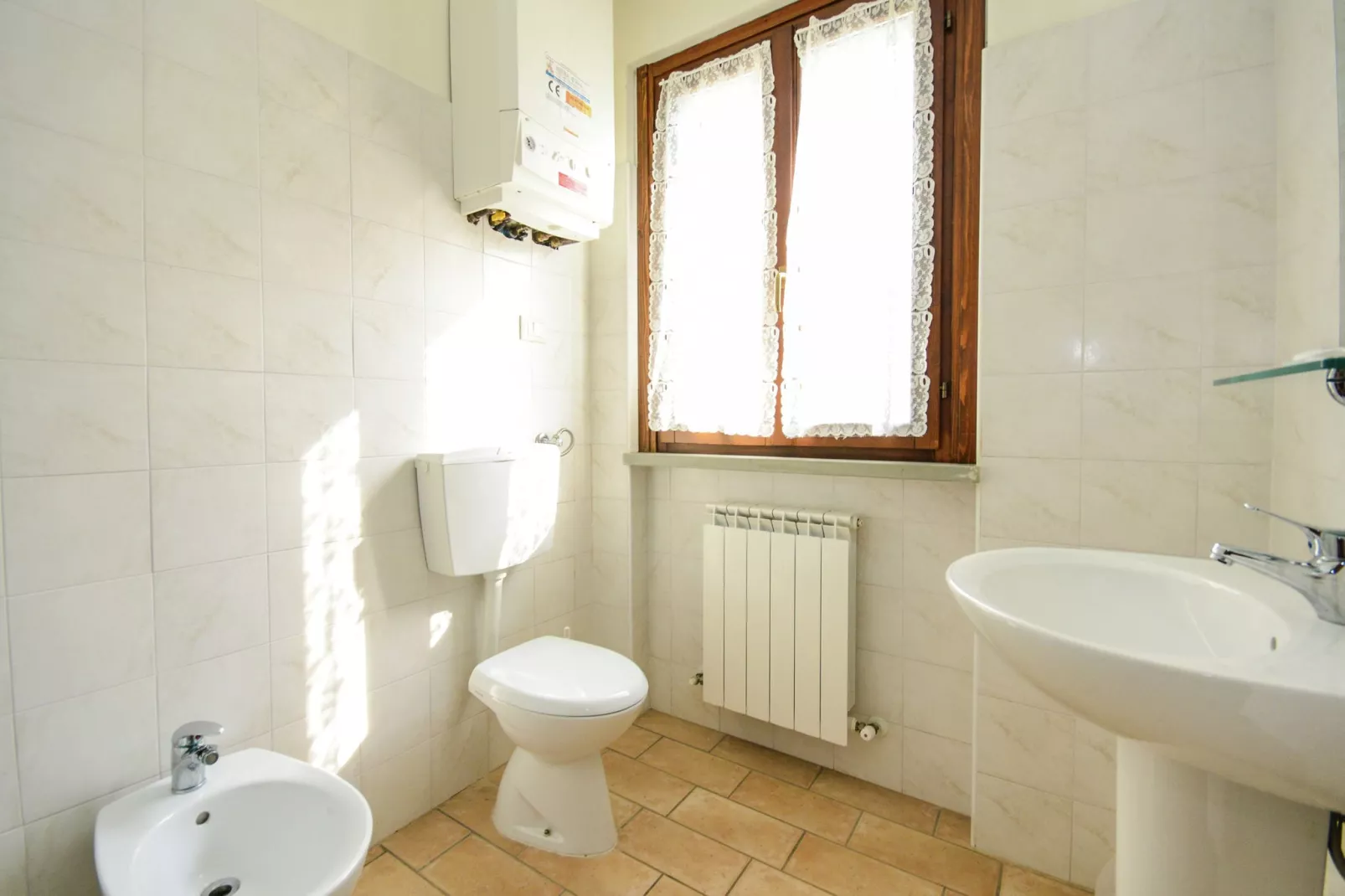 Casa Ginepro-Bathroom