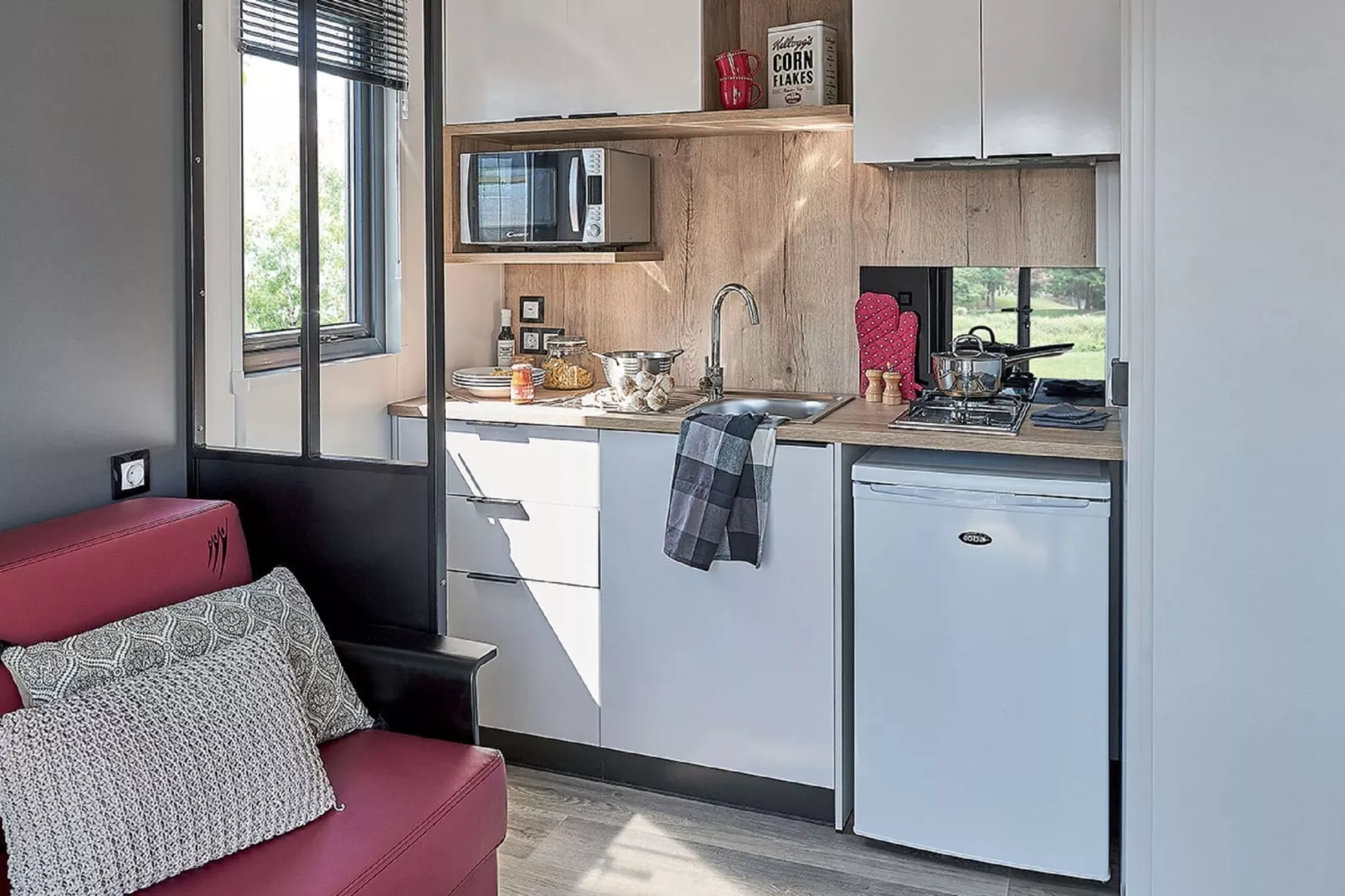 Vakantiepark Eiland van Maurik 8-Kitchen