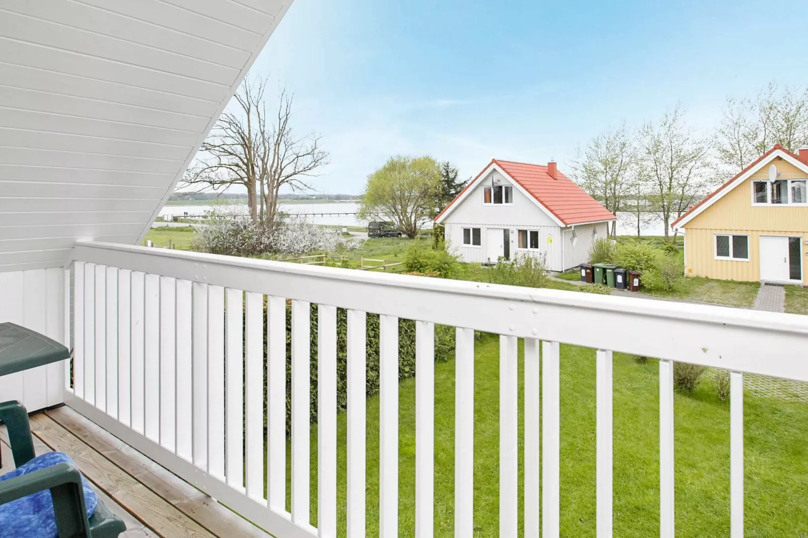 MERKUR 70+48 LOGGIA SW 2.R.-Water view