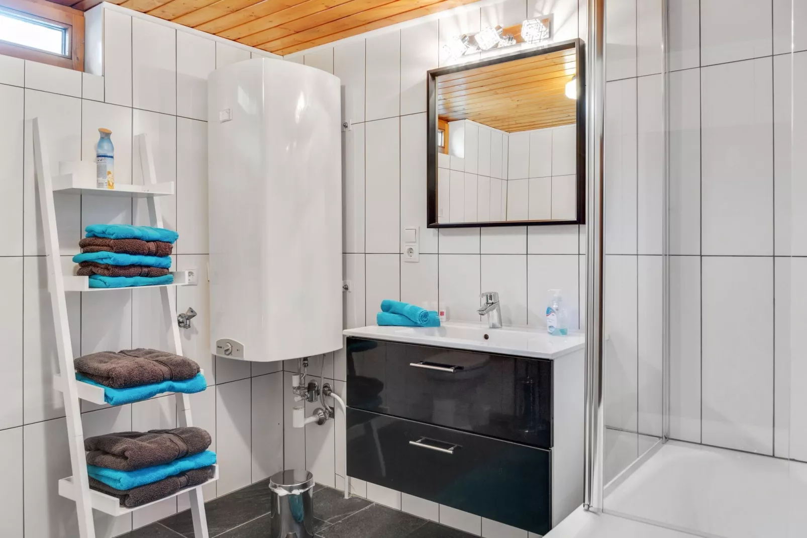 Schöpf-Bathroom