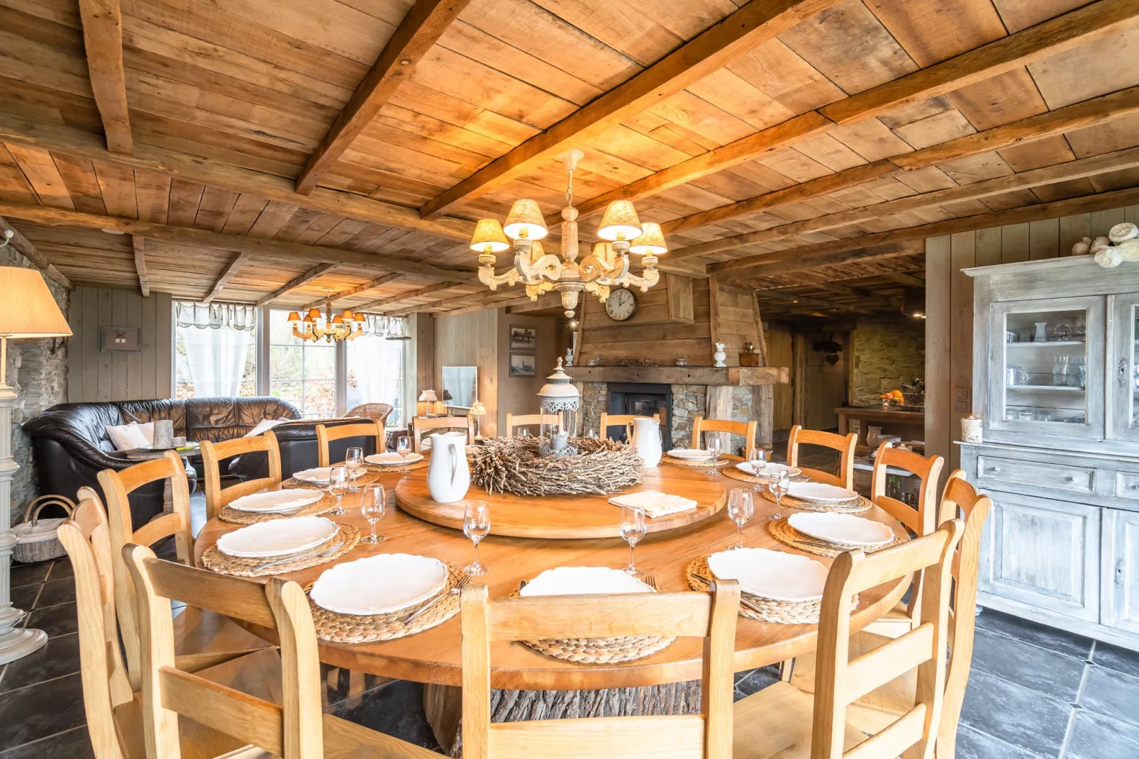 Le Ry de Chavan-Dining room