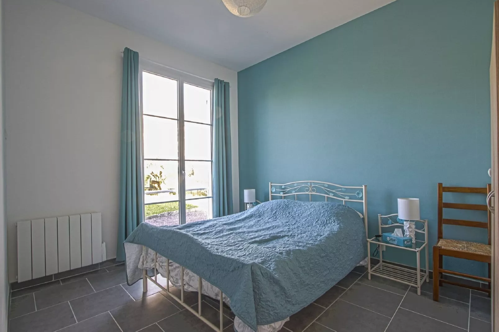 GUYBERNINE MER-Bedroom