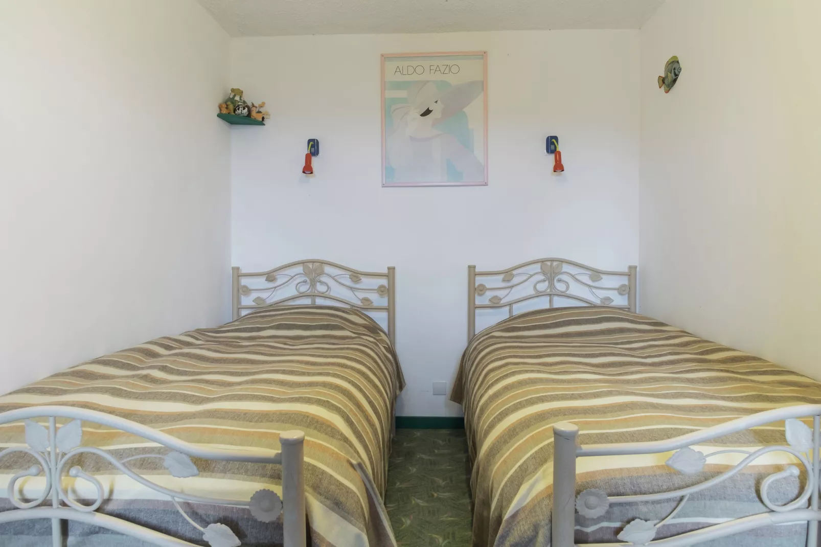 Maison de vacances Sourdeval les Bois-Bedroom