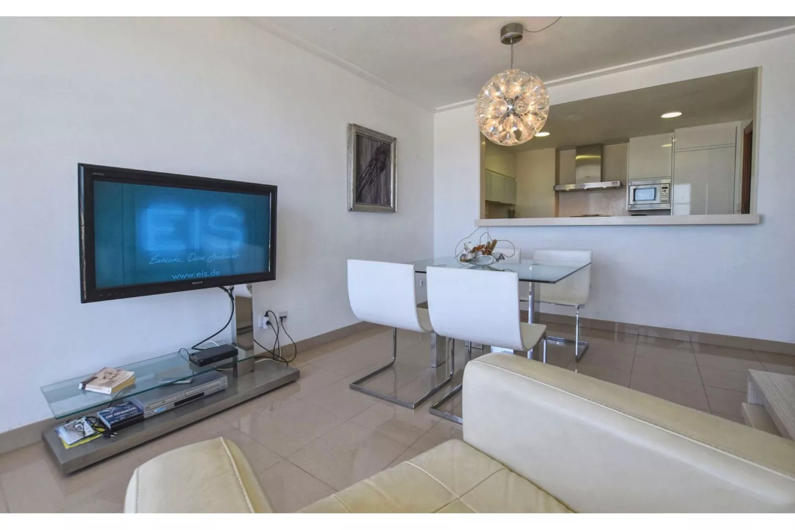 Minimal-Living room