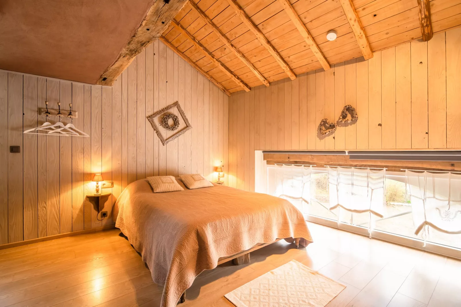 Le Ry de Chavan-Bedroom