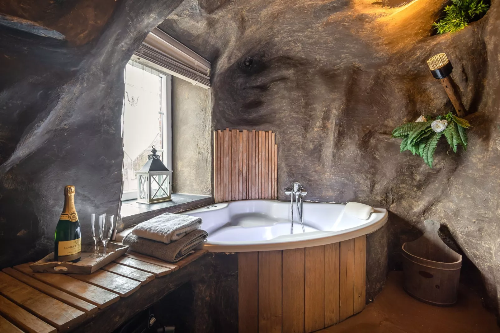 Le Ry de Chavan-Bathroom