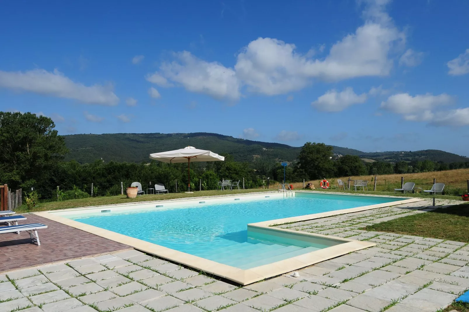 Augusto-Pool