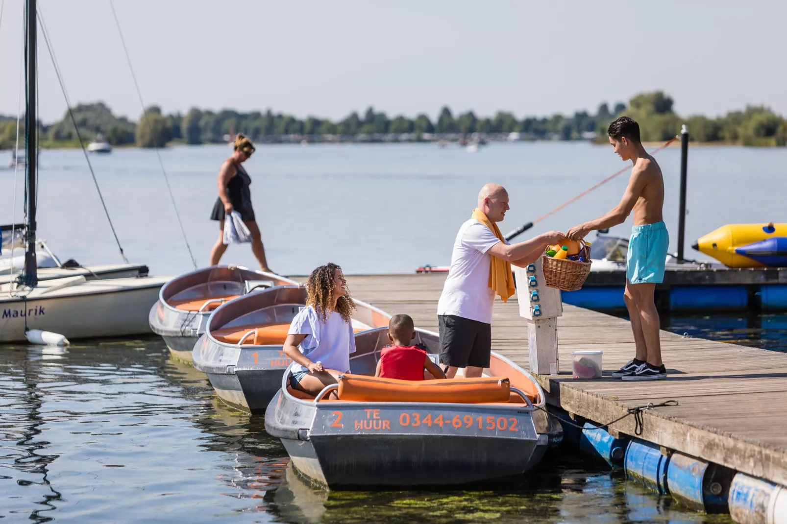 Vakantiepark Eiland van Maurik 8-Areas summer 1km
