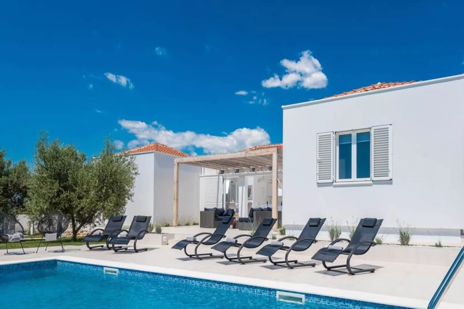 Villa Anita-Exterior summer