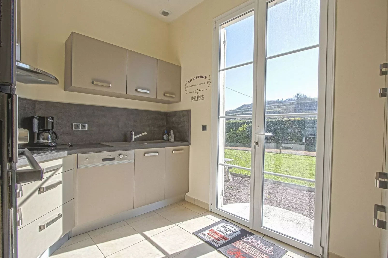 GUYBERNINE JARDIN-Kitchen