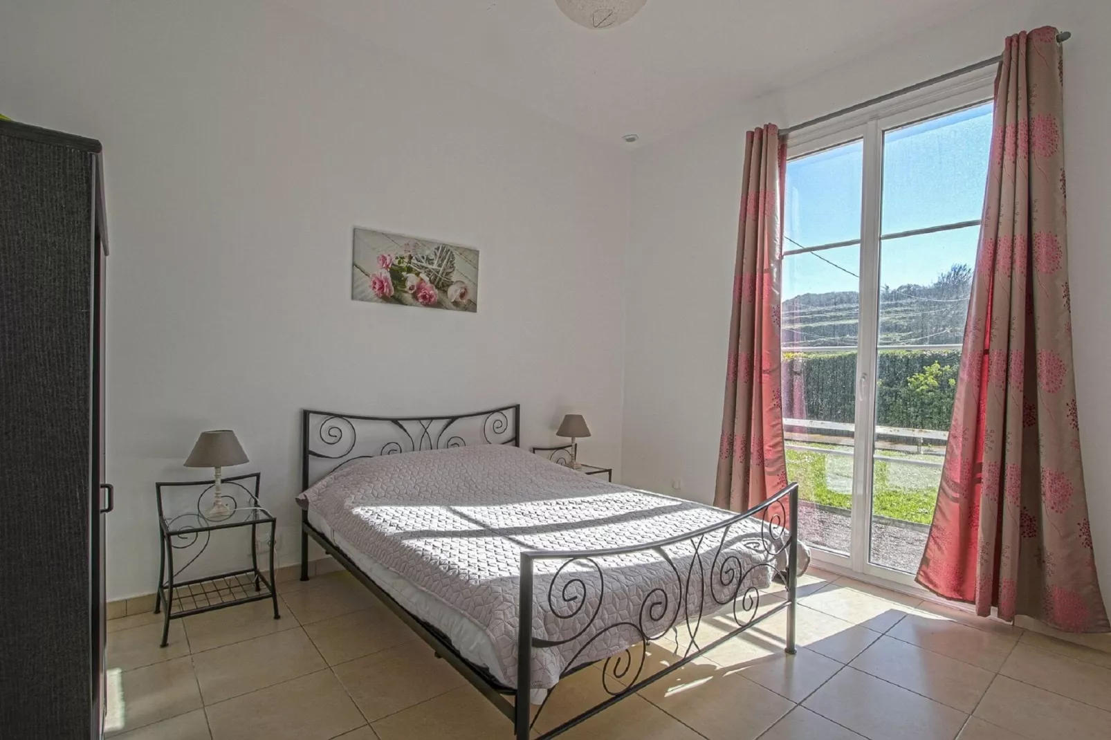 GUYBERNINE JARDIN-Bedroom