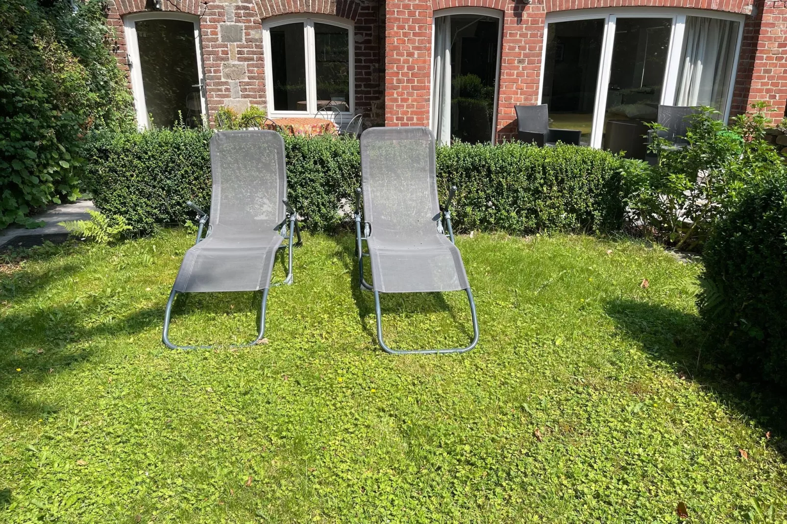 Villa Louise-Gardens summer