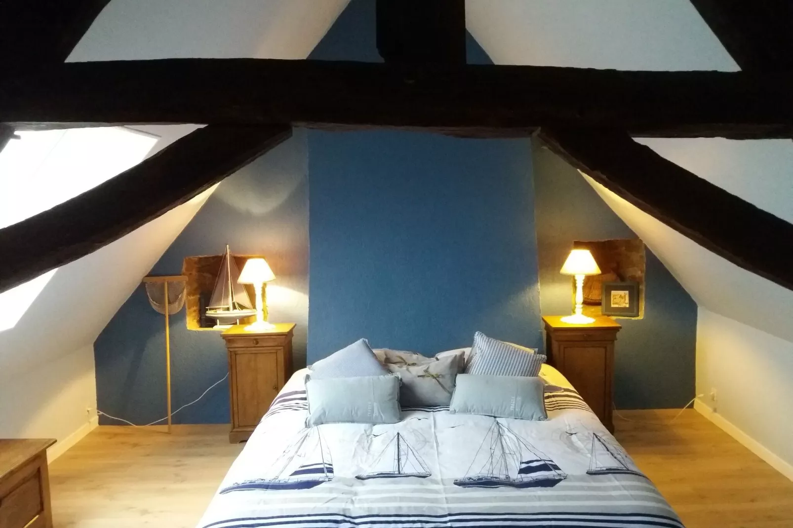 Maison de vacances Montaigu les Bois-Bedroom