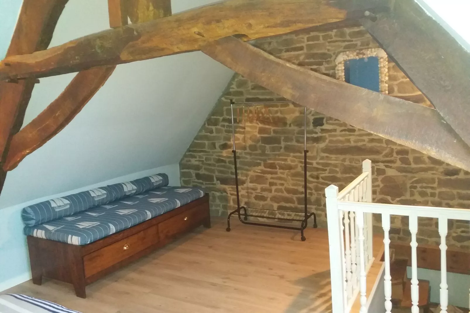 Maison de vacances Montaigu les Bois-Bedroom