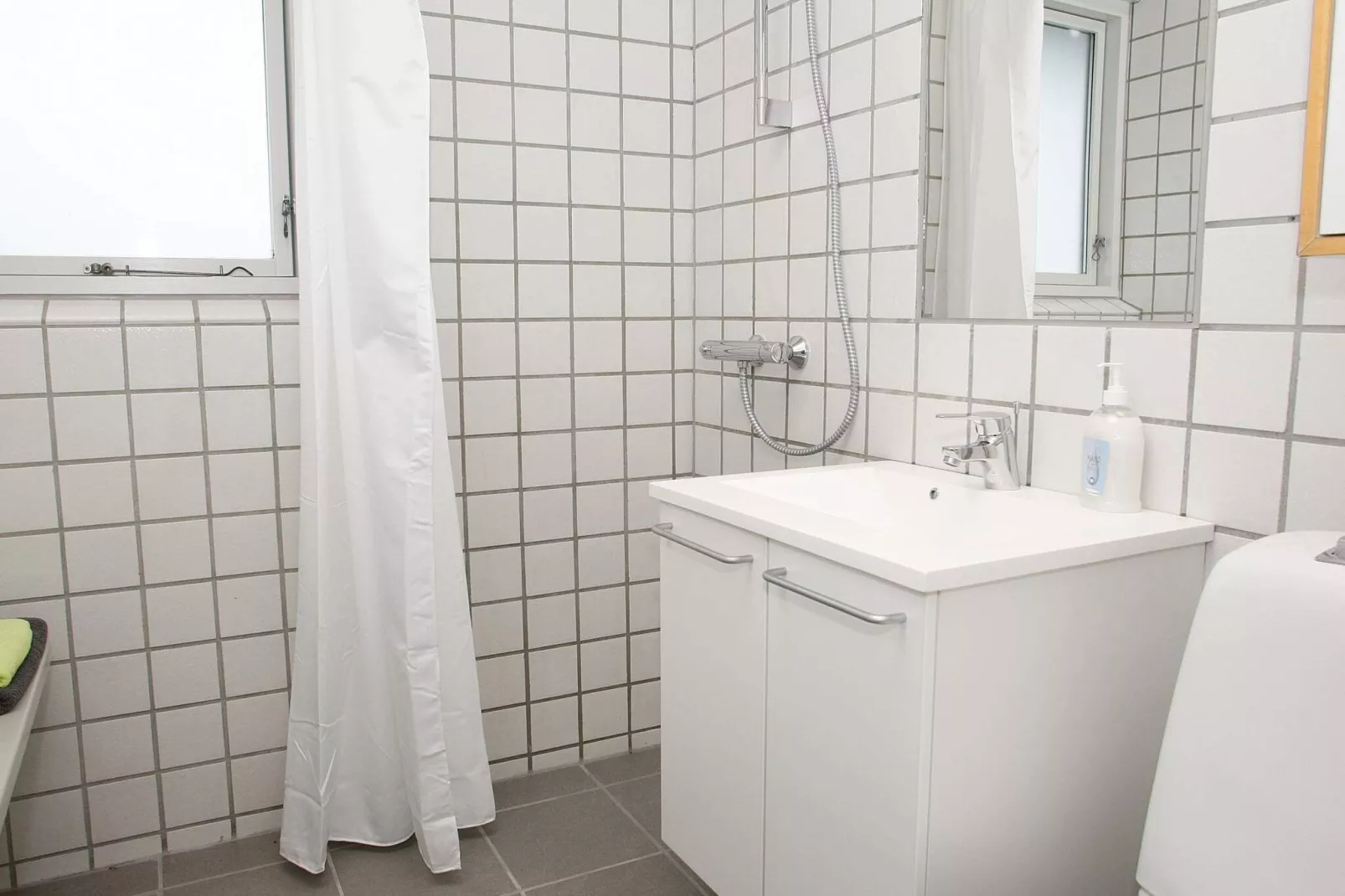 B-3½ room,renovated, Ocean view-Indoor