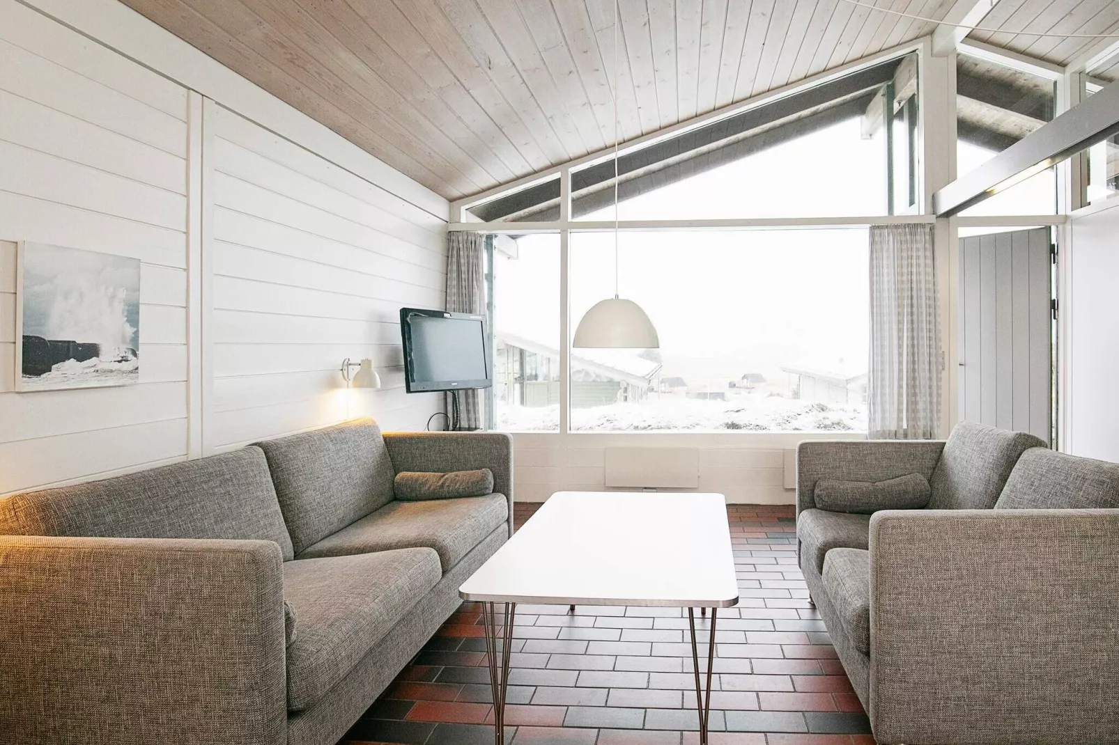 B-3½ room,renovated, Ocean view-Indoor