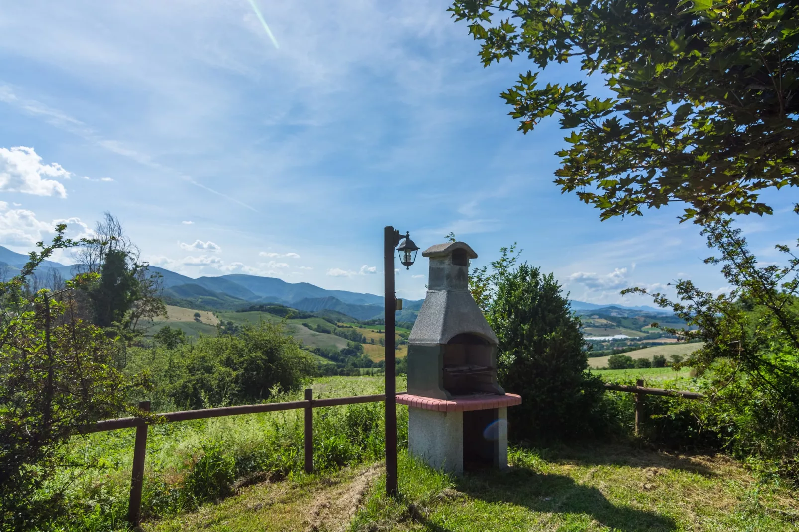 La Cinciallegra-Gardens summer